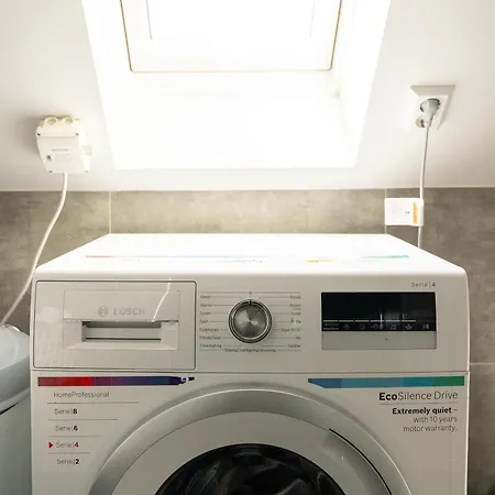 Dinbnb L 100m To Bryggen L Pet Friendly L Sleeps 4 L Smart-tv Bergen