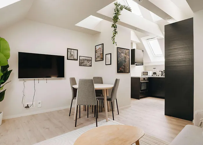 Dinbnb L 100m To Bryggen L Pet Friendly L Sleeps 4 L Smart-tv Appartamento
